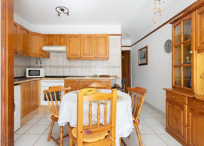 Home2book Cosy Pool & Terrace,