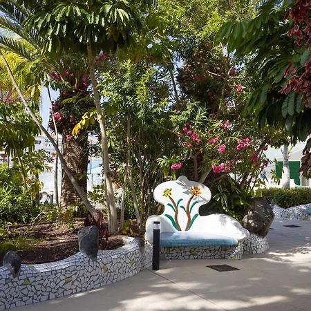 Home2book Cosy Pool & Terrace, Appartement